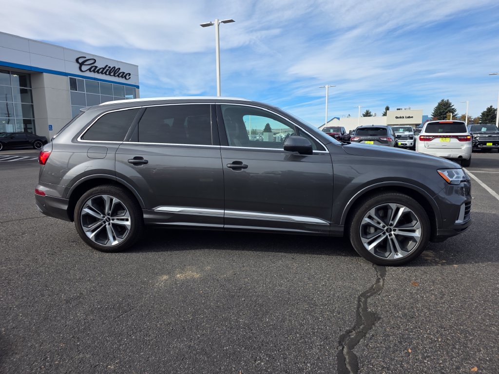 Used 2021 Audi Q7 3.0T Premium Plus AWD/4WD image 2