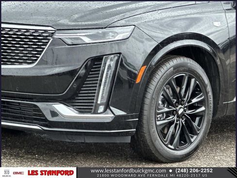 Used 2025 Cadillac XT6 Luxury AWD/4WD image 9