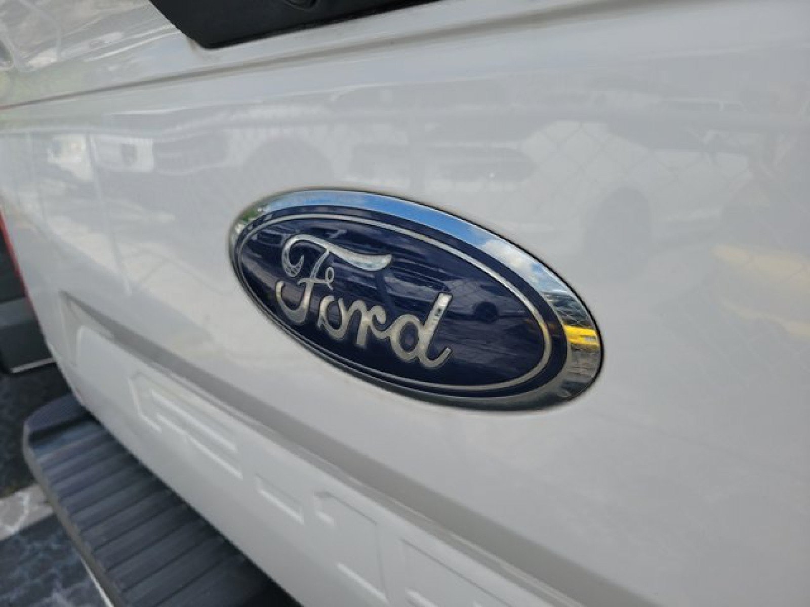 Used 2019 Ford F150 XL w/ Equipment Group 101A Mid AWD/4WD image 9
