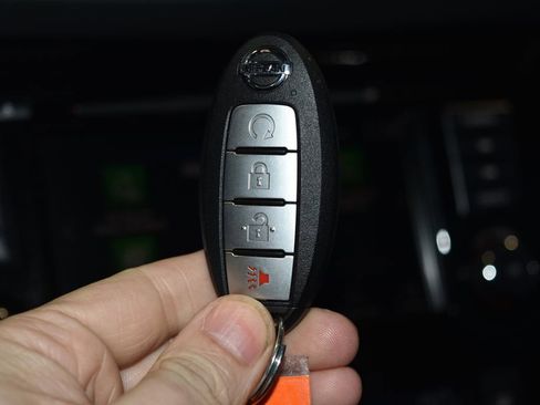 Certified 2022 Nissan Rogue Sport SL w/ Premium Package image 18