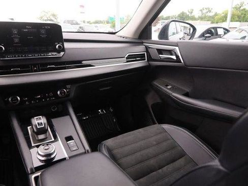 Used 2024 Mitsubishi Outlander SE Black Edition FWD image 27