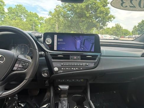 Used 2023 Lexus ES 350 w/ Accessory Package (Z1) FWD image 13
