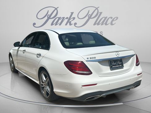 Used 2018 Mercedes-Benz E 300 image 3