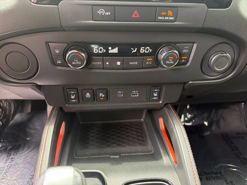 Used 2023 Nissan Frontier Pro-X w/ Pro Convenience Package RWD image 28