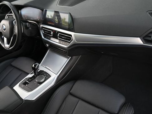 Used 2022 BMW 330i Sedan w/ Driving Assistance Package RWD image 20