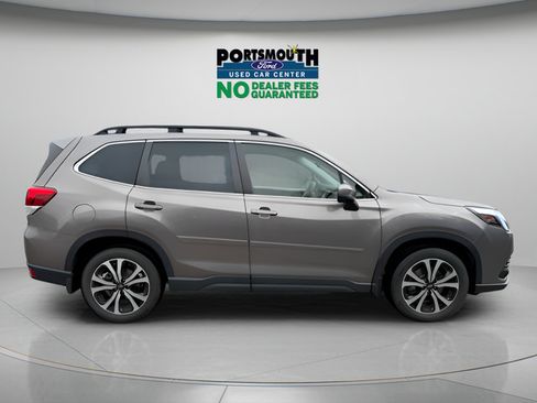 Used 2023 Subaru Forester Limited AWD/4WD image 6