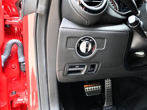 Used 2016 Mercedes-Benz AMG GT S image 20