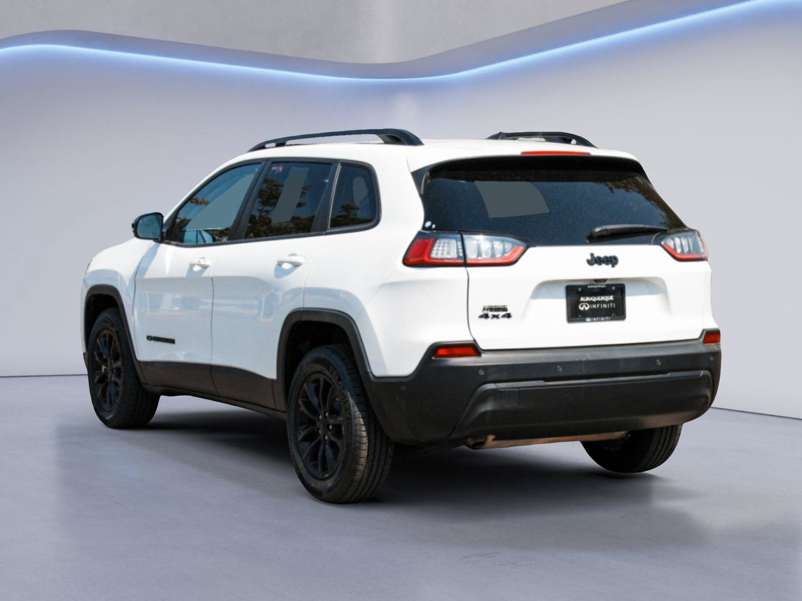 Used 2023 Jeep Cherokee Altitude Lux AWD/4WD image 7