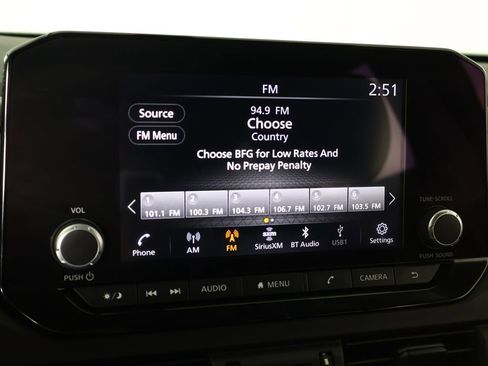 Used 2023 Nissan Pathfinder S AWD/4WD image 42