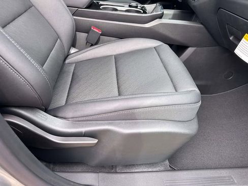 New 2026 Chevrolet Equinox LT AWD/4WD image 14