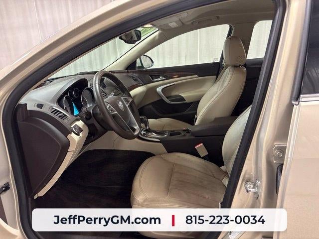 Used 2012 Buick Regal Leather FWD image 12