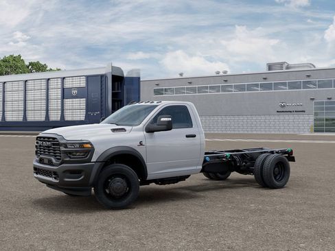 New 2026 RAM 5500 Tradesman RWD image 2