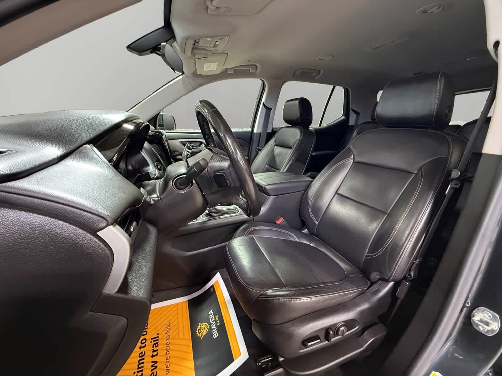 Used 2020 Chevrolet Traverse LT AWD/4WD image 9
