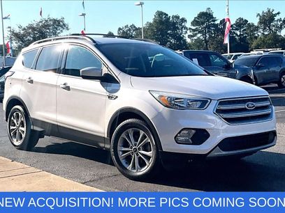 Used 2018 Ford Escape SE w/ SE Sync 3 Package