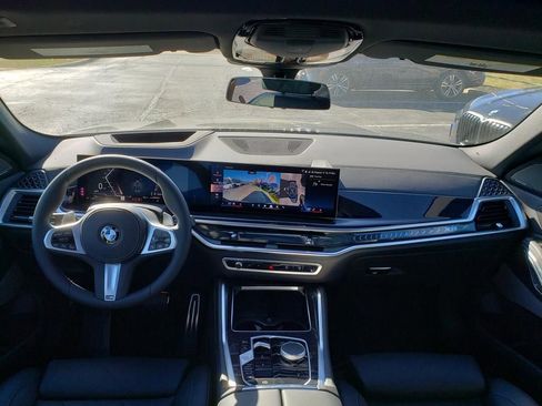 New 2026 BMW X6 xDrive40i image 8