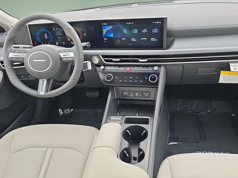 New 2026 Hyundai Sonata SEL AWD/4WD image 11
