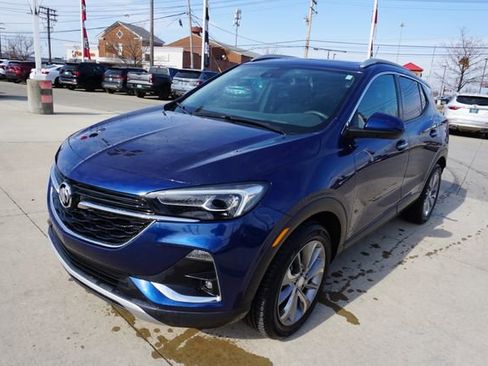 Used 2023 Buick Encore GX Essence w/ Experience Buick Package image 9