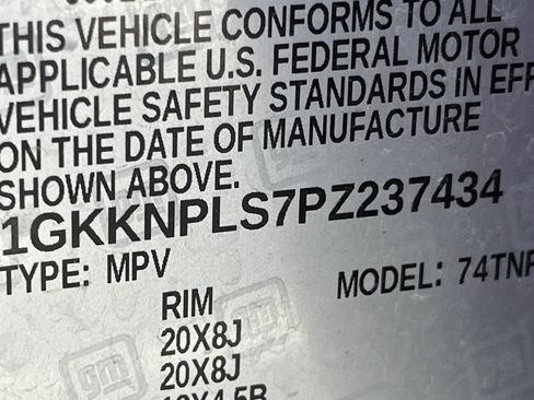 Used 2023 GMC Acadia Denali FWD image 15