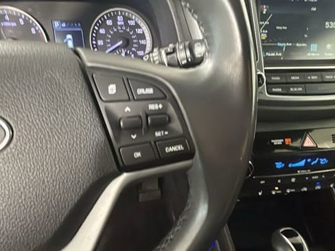 Used 2017 Hyundai Tucson SE Plus AWD/4WD image 17