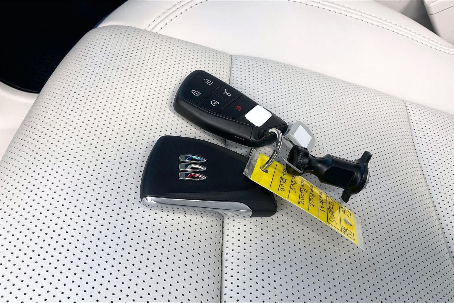 Used 2026 Buick Enclave Avenir w/ Super Cruise Package FWD image 15