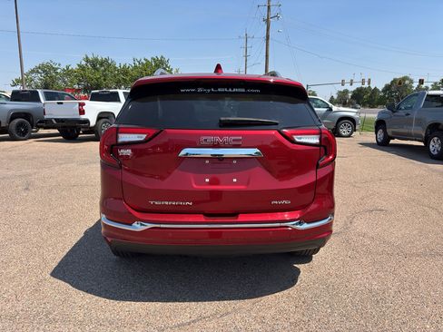 Certified 2023 GMC Terrain Denali w/ Denali Premium Package AWD/4WD image 7