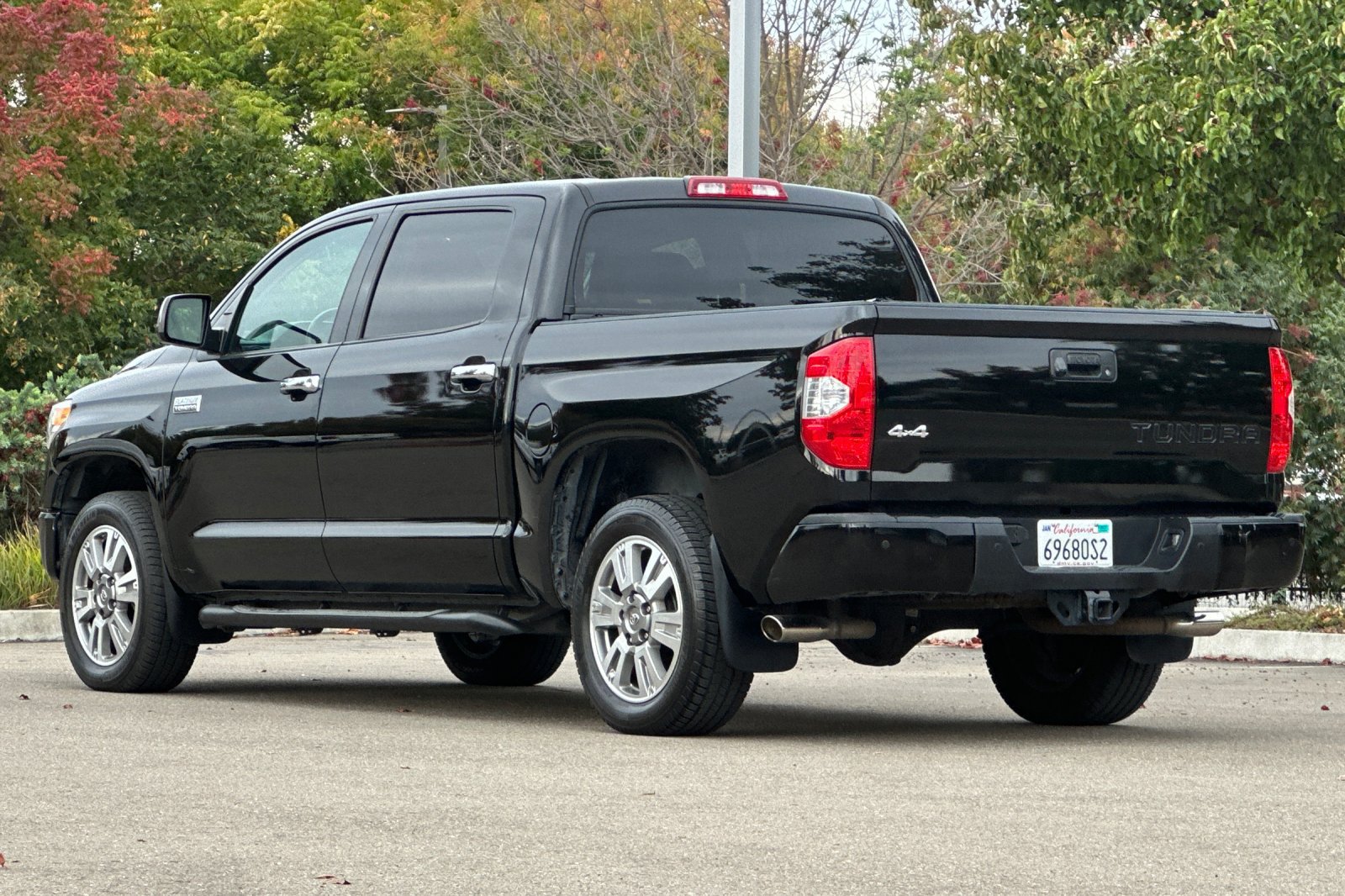 Used 2017 Toyota Tundra Platinum AWD/4WD image 6