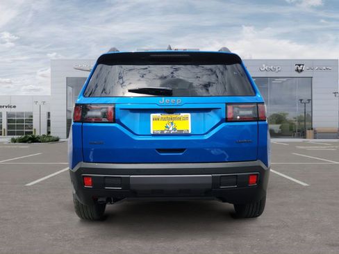 New 2026 Jeep Cherokee Laredo AWD/4WD image 4