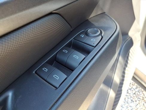New 2026 Chevrolet Equinox EV LT FWD image 25