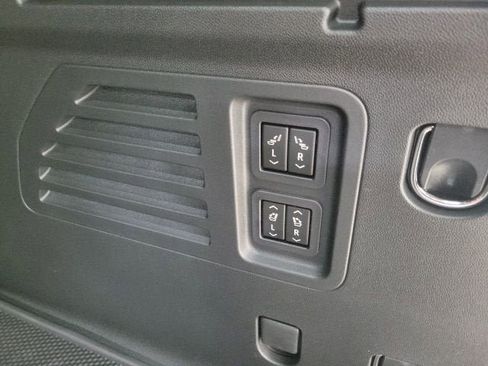 New 2026 GMC Acadia Denali w/ Super Cruise Package AWD/4WD image 19