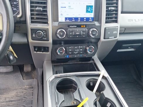 Used 2021 Ford F250 Lariat w/ Lariat Value Package image 12