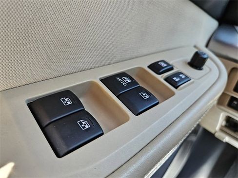 Used 2018 Subaru Outback 2.5i image 30