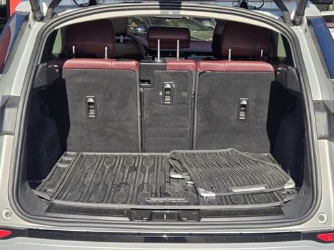 Used 2021 Land Rover Range Rover Evoque SE image 20