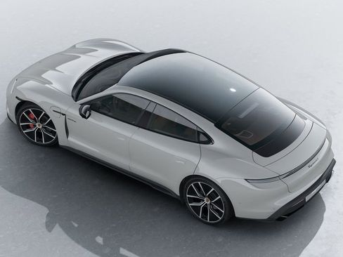 New 2026 Porsche Taycan 4S image 6