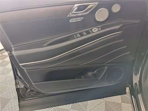 Used 2023 Genesis GV80 3.5T w/ Prestige Package image 10