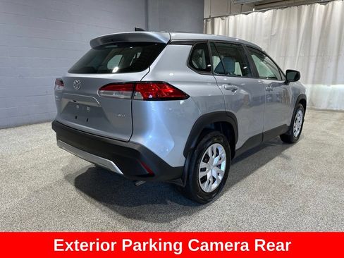 Certified 2024 Toyota Corolla Cross L AWD/4WD image 3
