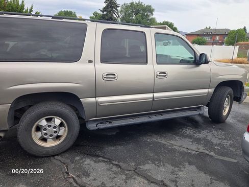 Used 2003 Chevrolet Suburban LT w/ LT Preferred Equipment Group AWD/4WD image 26