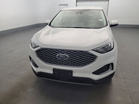 Used 2024 Ford Edge SEL image 15