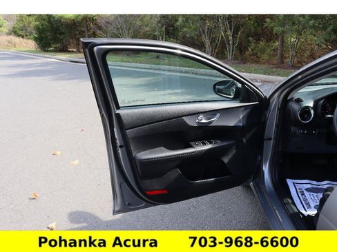 Used 2023 Kia Forte LXS w/ LXS Technology Package image 19