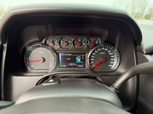 Used 2016 Chevrolet Suburban LTZ image 17