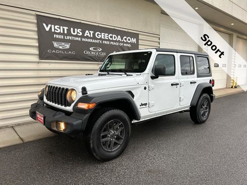 Used 2024 Jeep Wrangler Sport S image 1