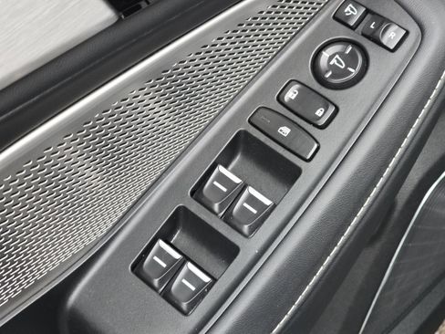 Used 2023 Acura MDX w/ Technology Package image 27