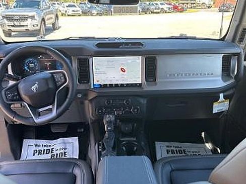 New 2025 Ford Bronco Outer Banks image 29