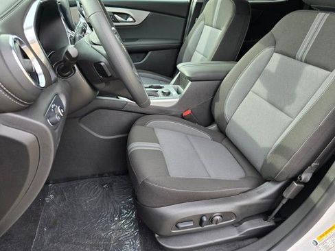 New 2025 Chevrolet Blazer LT w/ Driver Confidence Package image 20