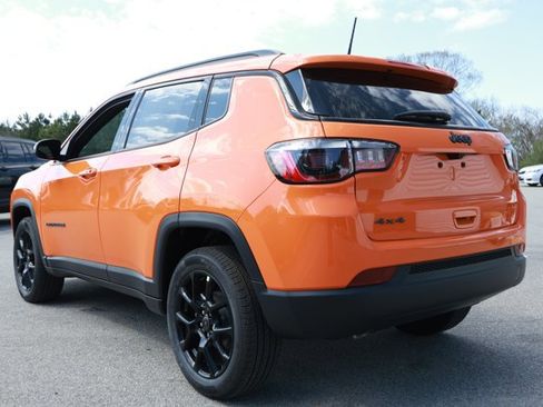 New 2026 Jeep Compass Latitude image 8
