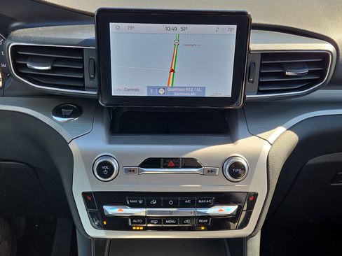 Certified 2022 Ford Explorer XLT w/ Equipment Group 202A image 26