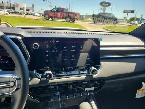 New 2026 GMC Canyon Elevation w/ Convenience Package RWD image 13