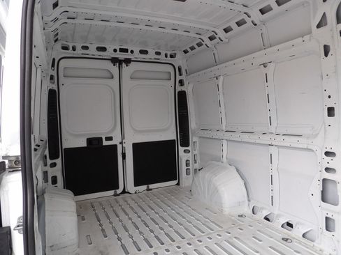 Used 2025 RAM ProMaster 3500 w/ Convenience Group FWD image 29