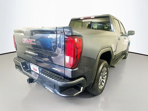 Used 2021 GMC Sierra 1500 AT4 w/ AT4 Preferred Package AWD/4WD image 5