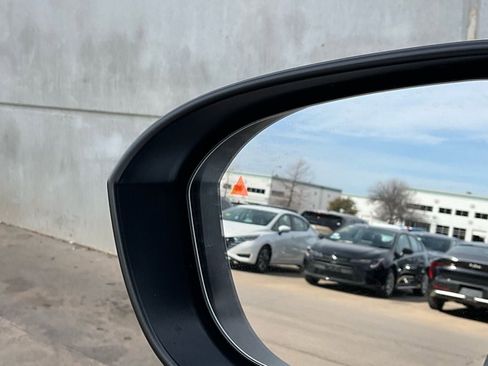 Used 2025 Nissan Rogue SV image 20