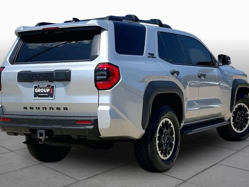 Used 2025 Toyota 4Runner TRD Off-Road Premium AWD/4WD image 13